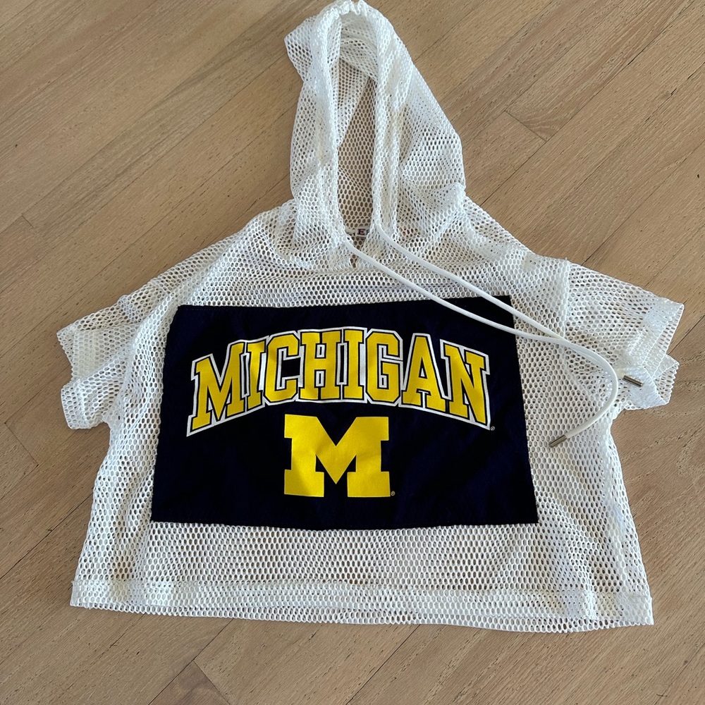 White mesh hooded tshirt with University of Michigan design
